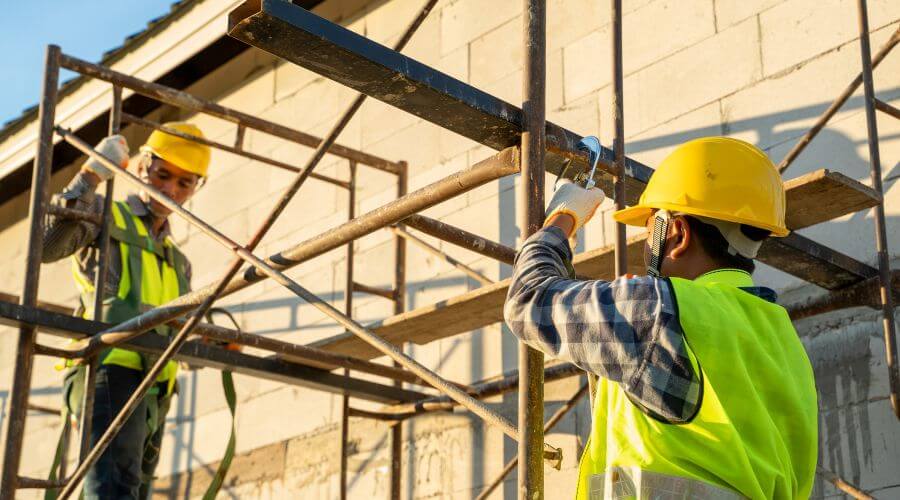 Professional gutter cleaning in Cedar, KS